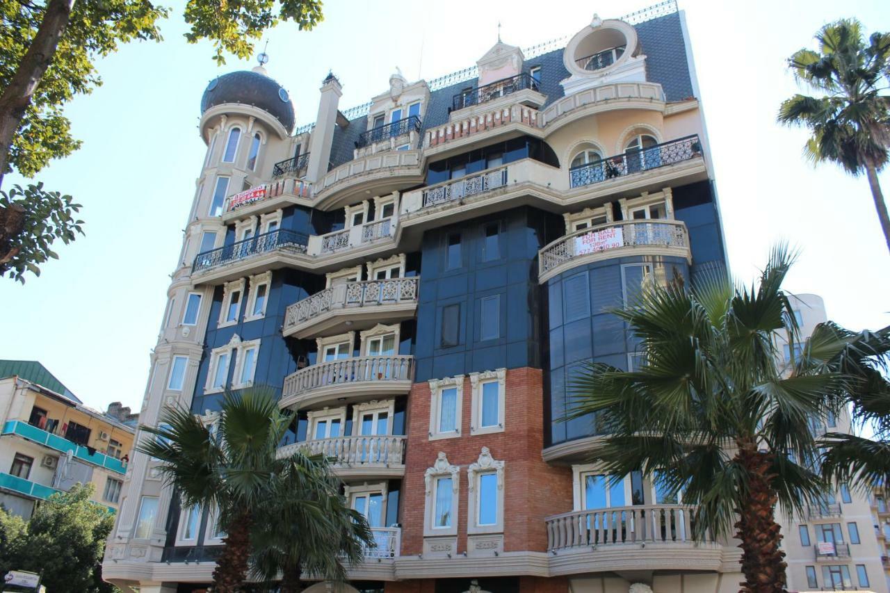 Batumi Apartment In Front Of Sheraton Luaran gambar