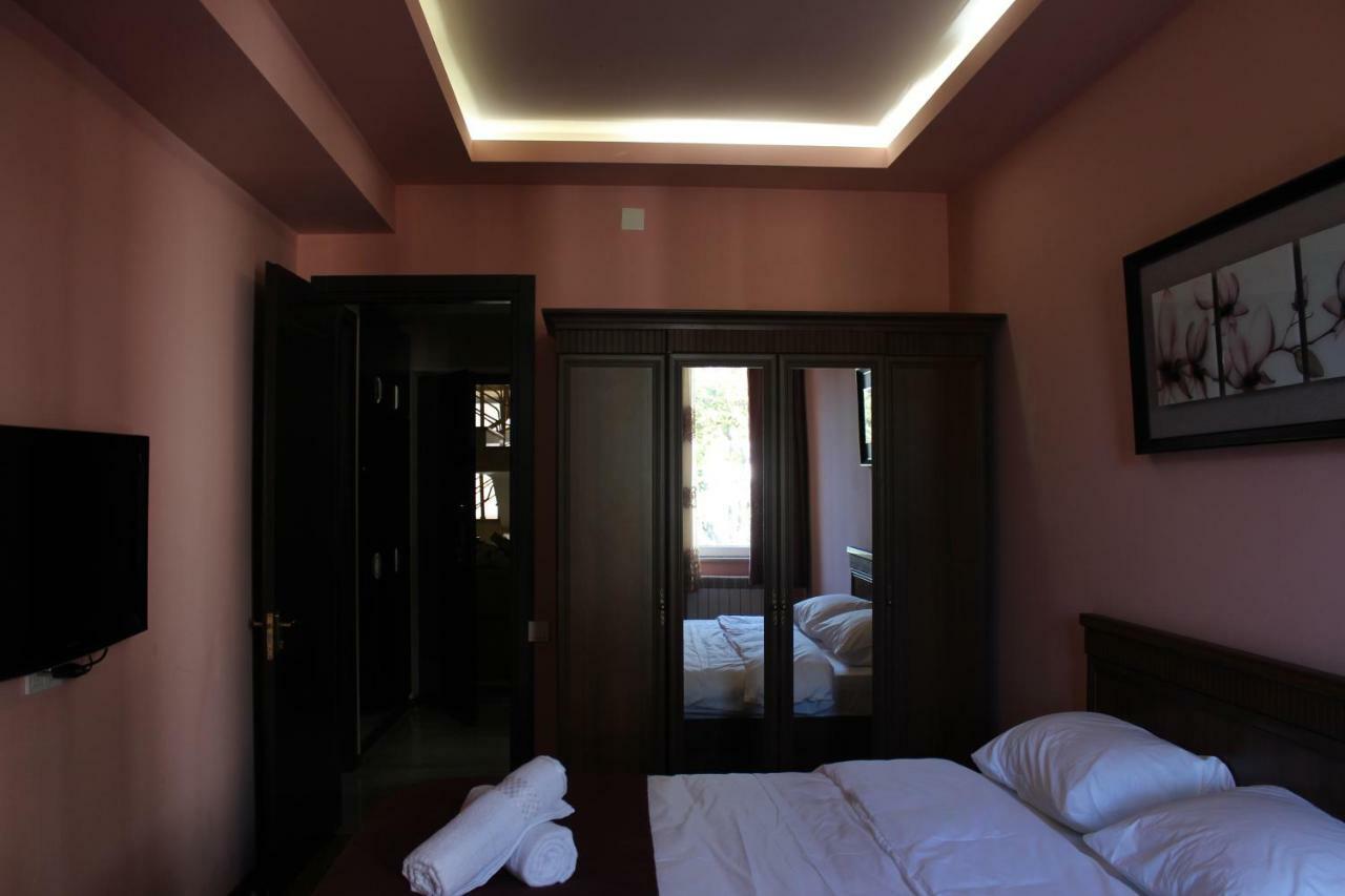 Batumi Apartment In Front Of Sheraton Luaran gambar