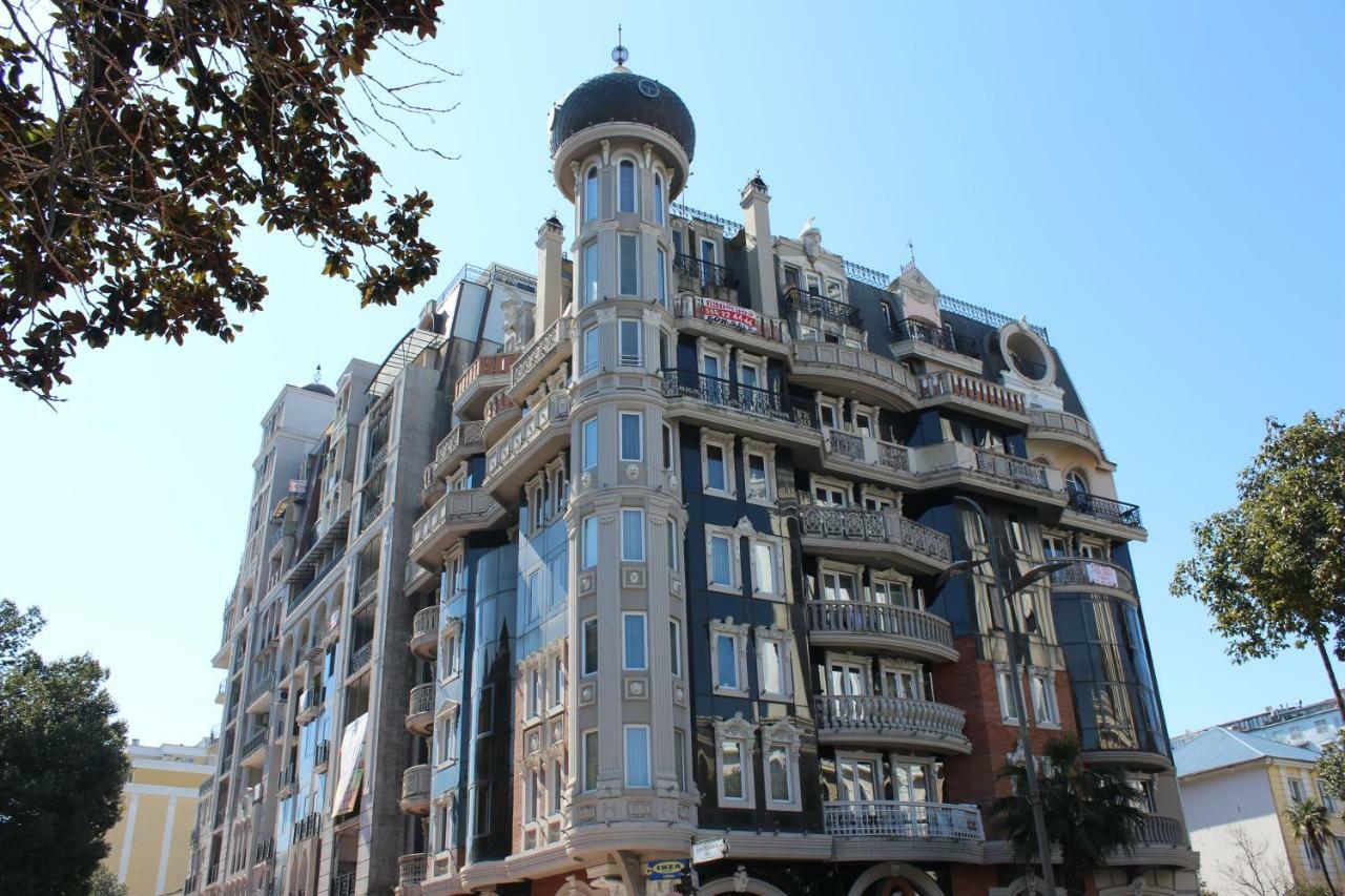 Batumi Apartment In Front Of Sheraton Luaran gambar