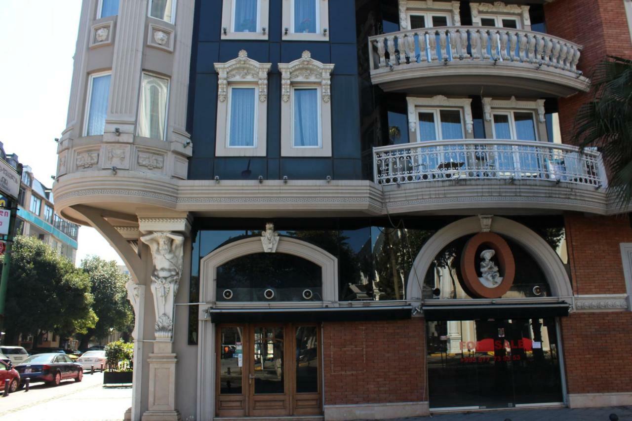 Batumi Apartment In Front Of Sheraton Luaran gambar