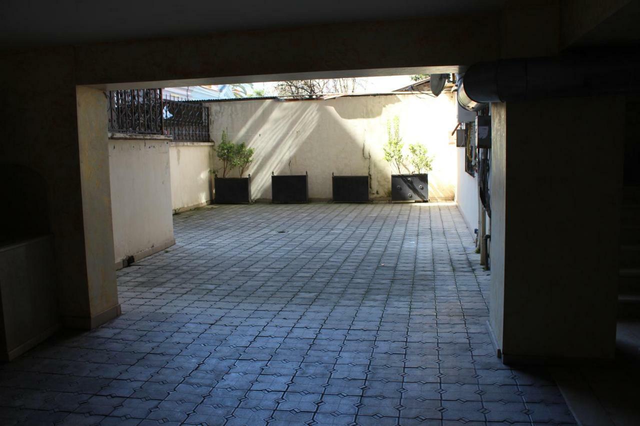 Batumi Apartment In Front Of Sheraton Luaran gambar