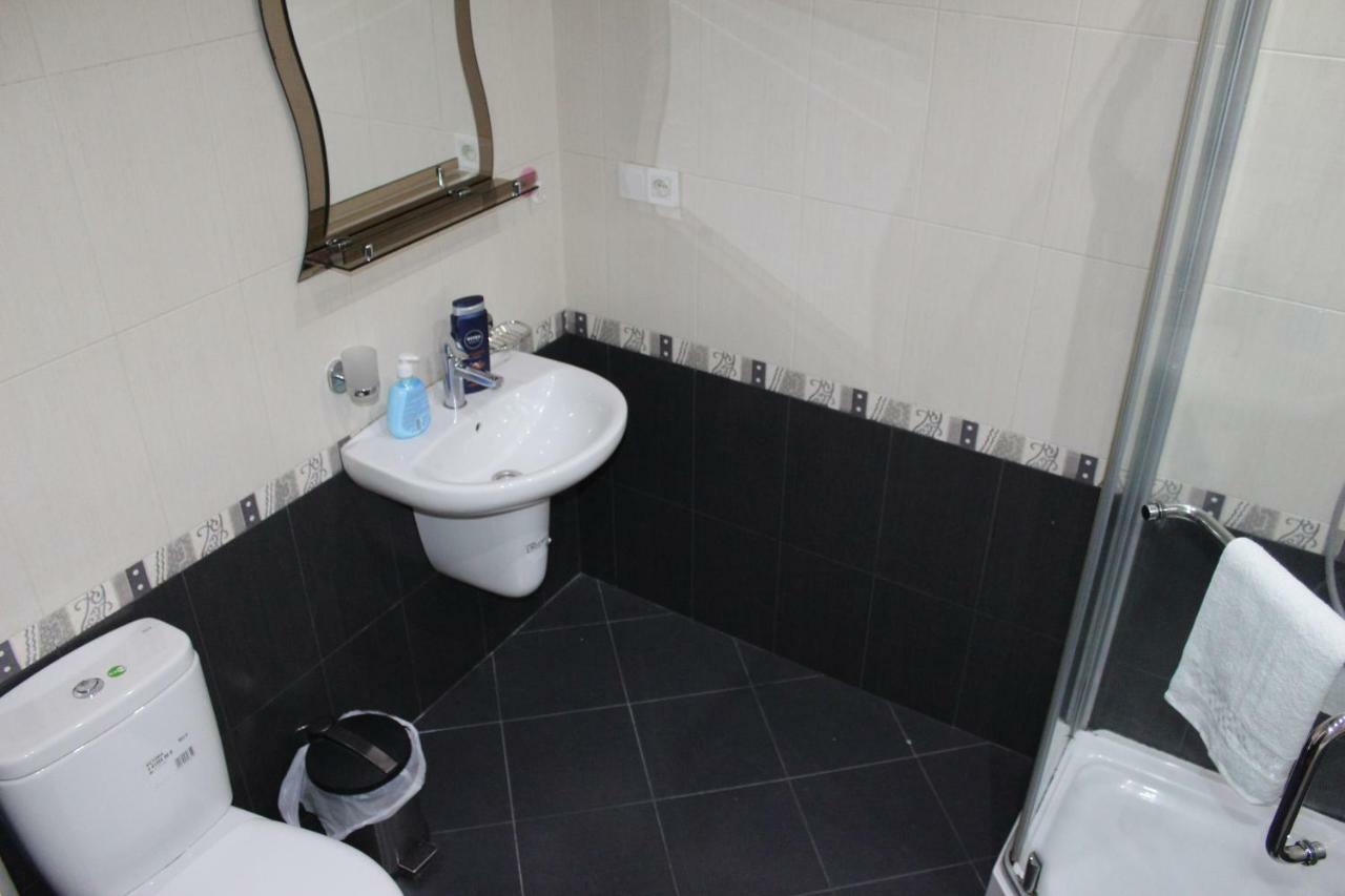 Batumi Apartment In Front Of Sheraton Luaran gambar